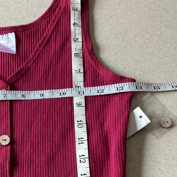 No Boundaries NWT Tank Top Women Size Small Maroon Buttons - Picture 6 of 10